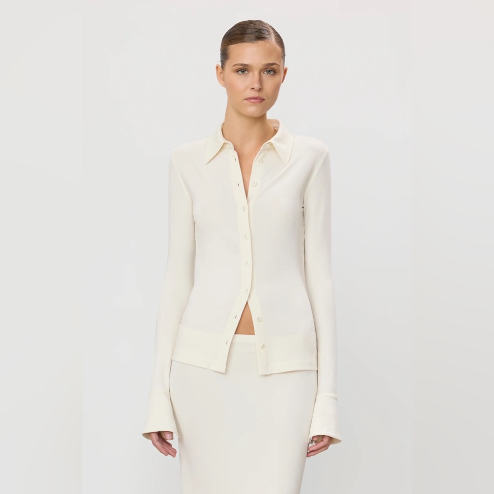 Eterne Charlie Top Matte Jersey Button Down in Ivory - Picture 4 of 14